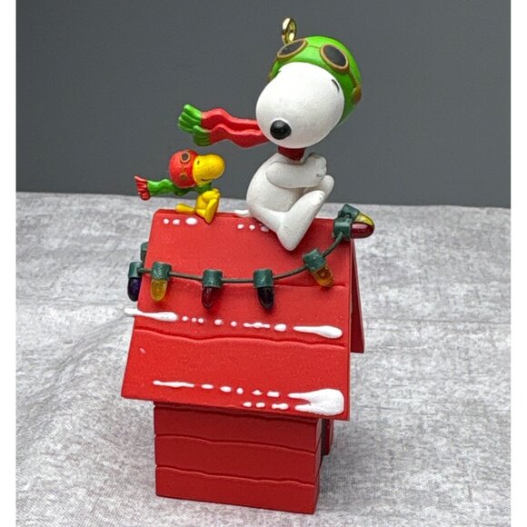 A Pair of Ace Snoopy & Woodstock 2010 Hallmark Ornament - Picture 1 of 12